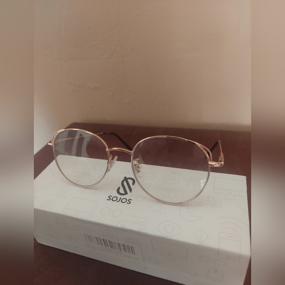 Blue light glasses
